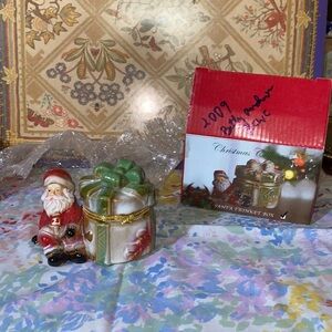 Christmas collection Santa trinket box new inbox